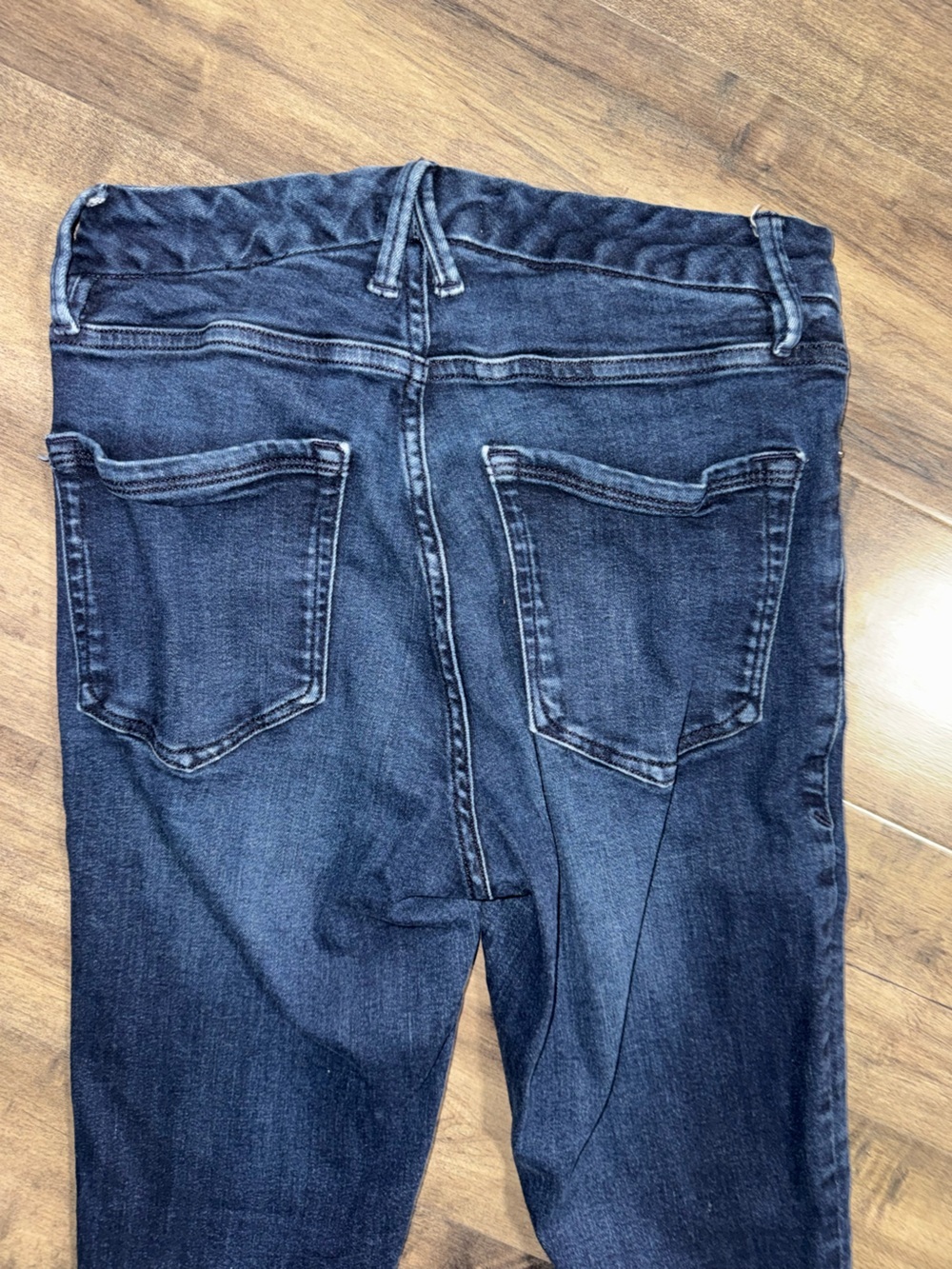 Good American Good Legs Button Fly Jeans 2/26 EUC - Picture 7 of 9